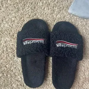 Balenciaga Black Plush Slides black Balenciaga furry slides men ,pre owned in good  main image 4